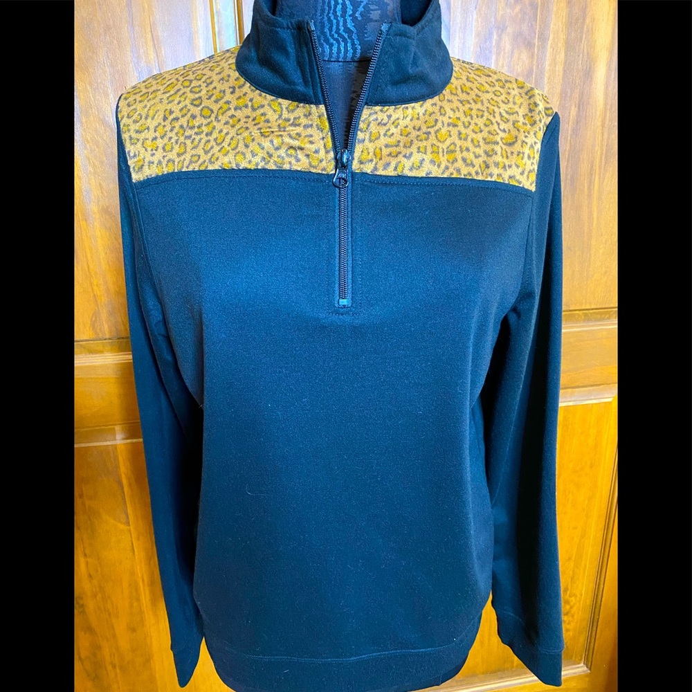 Black popover zip top with cheetah print trim